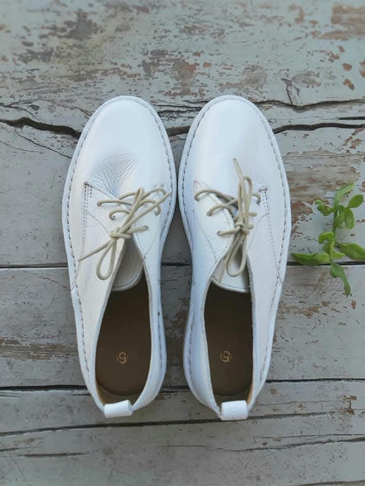 Clara White Vellie