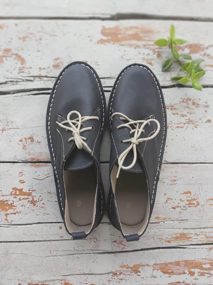 Clara Black Vellie
