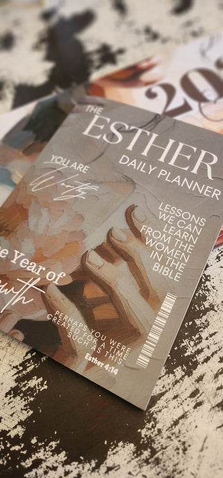 ESTHER DAILY PLANNER 2025